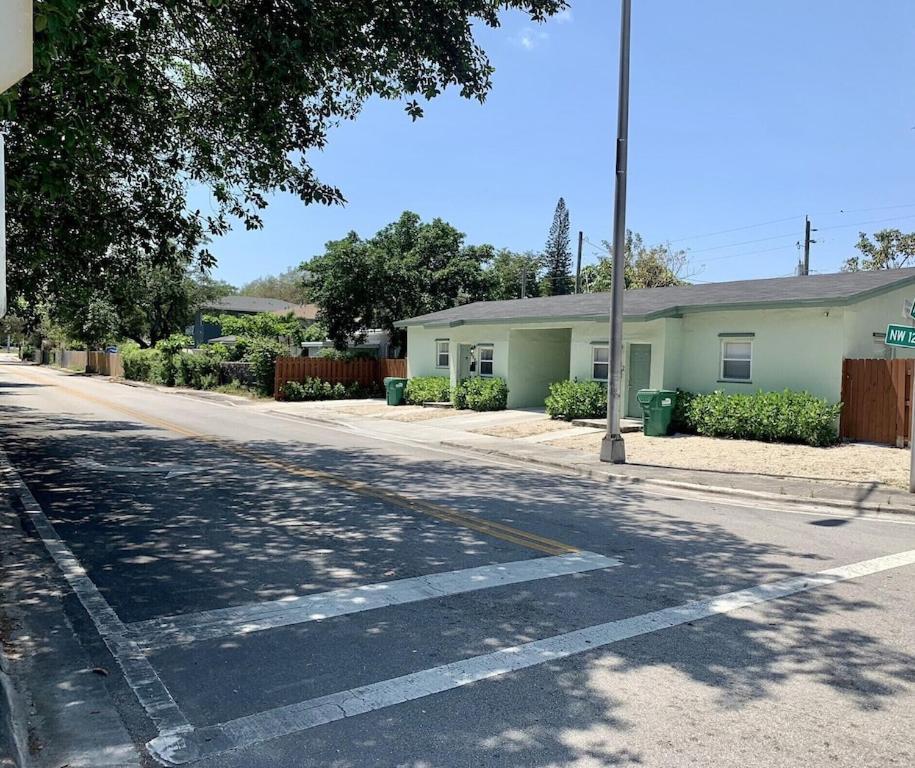 Deco Drive Miami • Near Hard Rock Stadium • South Beach • Wynwood מראה חיצוני תמונה