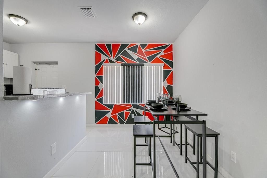 Deco Drive Miami • Near Hard Rock Stadium • South Beach • Wynwood מראה חיצוני תמונה