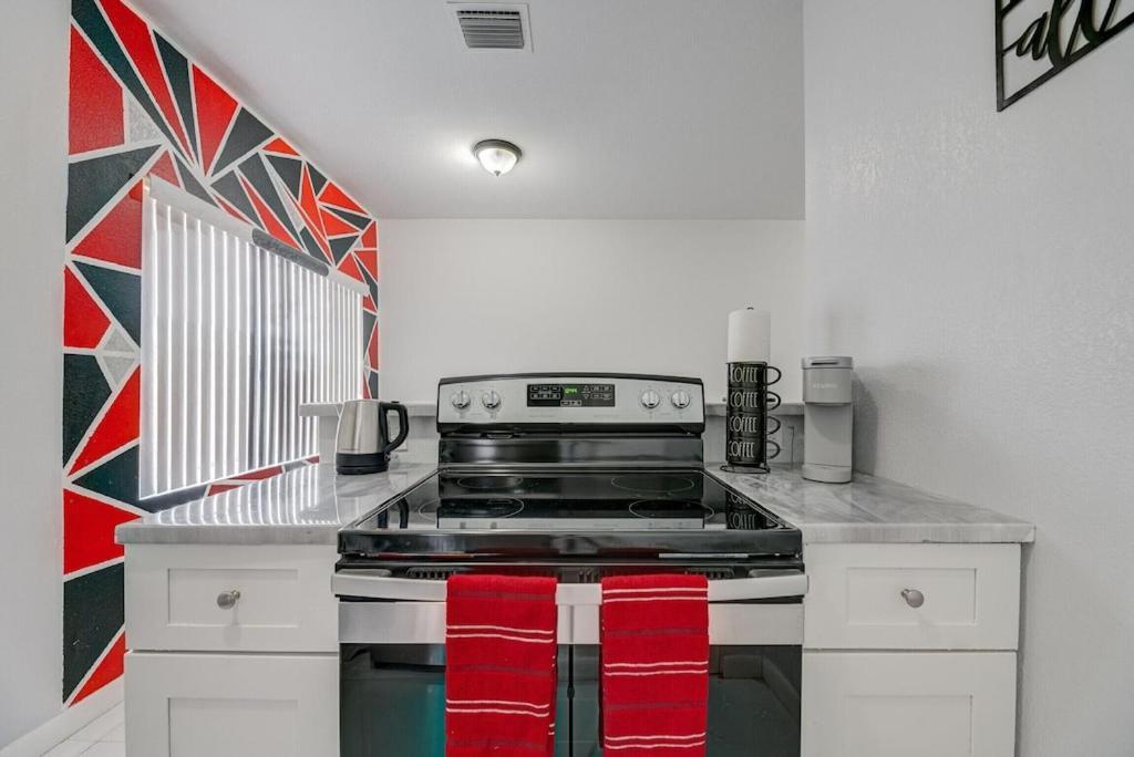 Deco Drive Miami • Near Hard Rock Stadium • South Beach • Wynwood מראה חיצוני תמונה