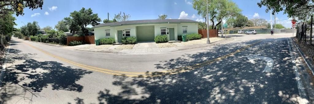 Deco Drive Miami • Near Hard Rock Stadium • South Beach • Wynwood מראה חיצוני תמונה